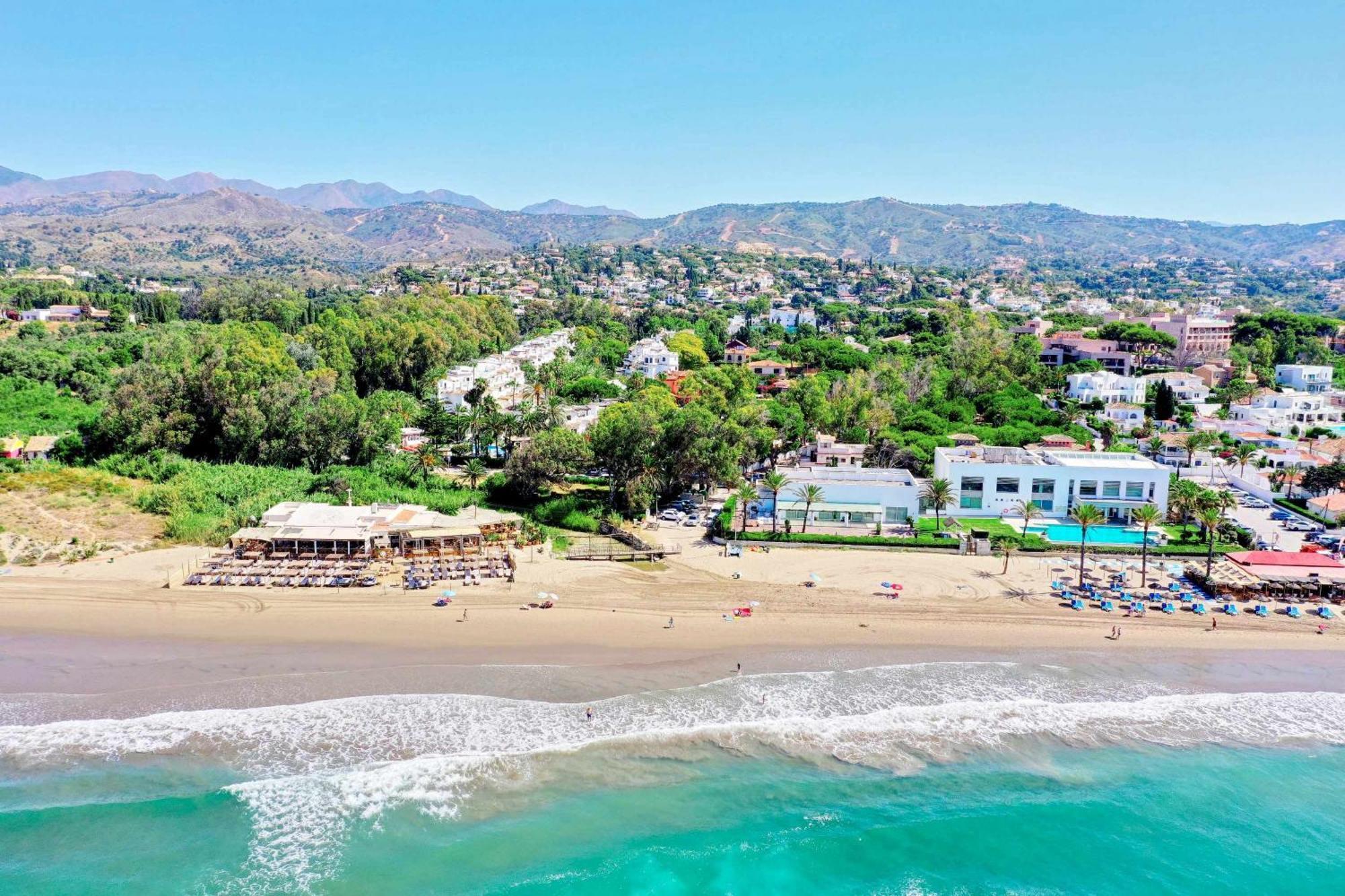 2036 Modern Golden Duplex Penthouse * Marbella